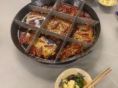 -重庆老火锅王(西安北路店)