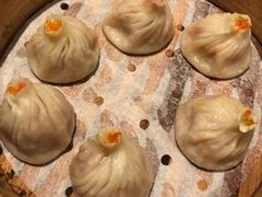 蟹粉小笼包-绿波廊(豫园店)
