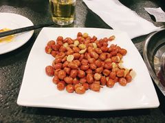 油炸花生米-湘肠香火锅店(团结湖店)