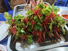 -牛华周记麻辣烫起源店