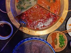 -周师兄大刀腰片火锅(洪崖洞旗舰店)