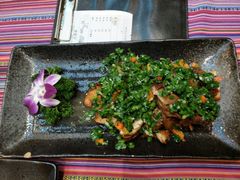 -香巴拉云南餐厅(华莱坞店)