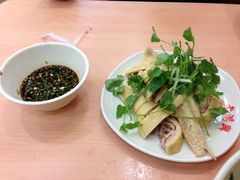 三黄鸡-小梅园饭堂(东方路店)