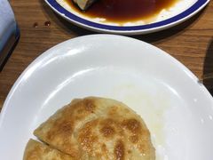 -圣河湾虾饺美食(站前店)
