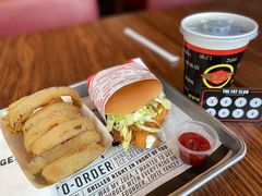 -FATBURGER 特富客汉堡(外交公寓店)