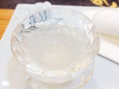 -燕庭·纯燕窝·甜品下午茶(南京西路店)