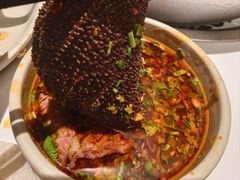-左庭右院鲜牛肉火锅(金山万达店)