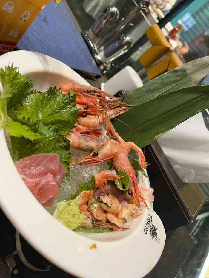 大渔之观(龙德广场店)-"好久没吃自助餐了,赶上周五跟老公去搓了一.