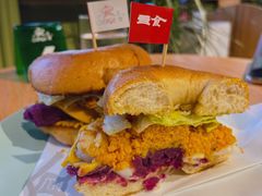 -Catch Bagel(芳草地店)