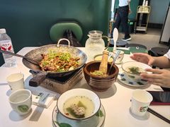 -费大厨辣椒炒肉(黄兴中心广场店)