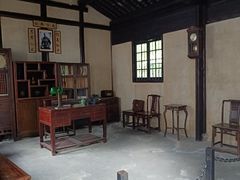 -上海市龙华烈士陵园