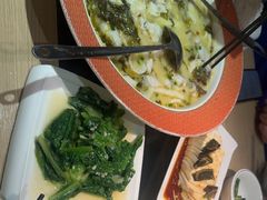 -洪帮主酸菜鲈鱼(连江万家店)