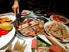 -明洞轩正统韩国自助烤肉大渡口店(新天泽国际广场店)
