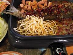 -川渝窈妹纸包鱼·齐齐哈尔烤肉