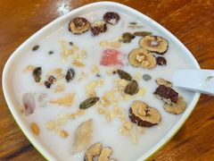 -老何家后安粉·糟粕醋海鲜火锅(三亚湾椰梦长廊店)