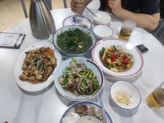 -明本湛江鸡•海鲜小厨(陈家祠店)