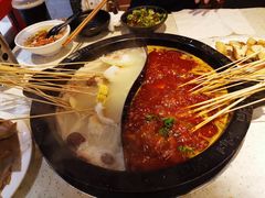 鸳鸯锅-钢管厂歆瑞源油卤串串香(春熙路太古里店)