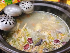 -濠轩阁特色生蚝火锅(水湾路店)