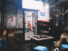 -石灰市毛记烧鸡公(解放碑店)