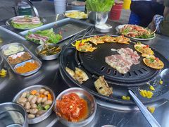 路边招牌烤肥牛-小团团·路边烤牛肉(南岭壹街店)