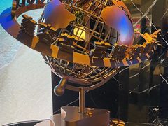 -雍容荟帝王蟹活龙虾展台自助(IFS黑金店)