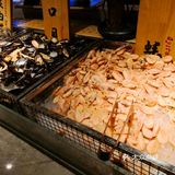 两小时内绝对让你吃饱喝好。服务员普遍以大妈为主