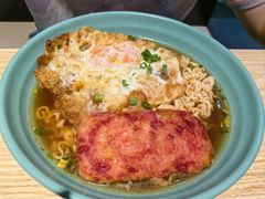 -滋味满屋美食坊(上海街店)