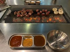 -马路牙子烧烤音乐酒馆(望京店)