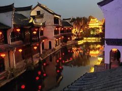 -湖光月色临湖音乐餐厅(台儿庄古城店)