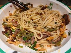 -百春原湖南牛肉粉(百联世纪店)