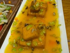 羊肚菌鸡汁豆腐-隔壁老王·家常云南菜(花巷店)