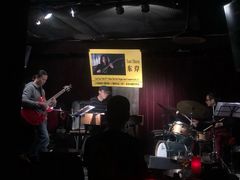 -东岸Cafe 爵士俱乐部