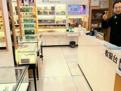 -光明眼镜·蔡司授权(徐泾店)