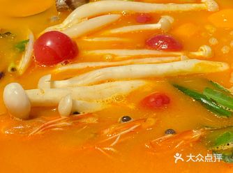 这家餐厅去过多次 位于印象城负一层 电玩店对面
