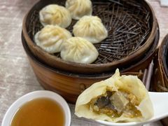 秘制汤包-曼曼汤包(建国西路店)