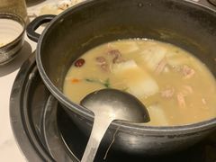 -汤宴·参须肚包鸡(南京路店)