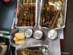 甜味馒头-亮亮烧烤(积玉桥总店)