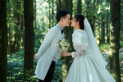 -乐派诗婚纱摄影