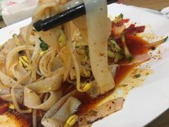 -左左香老潼关肉夹馍(龙山一路店)