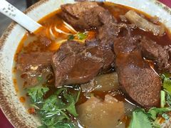 -金杨拉面王小吃面馆·牛三宝面·红烧牛肉粉