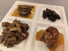冷菜四拼-银都上海菜馆(粤海东路店)