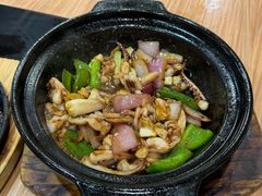 -荣基四海一家·家常菜·海鲜大排档(新安店)