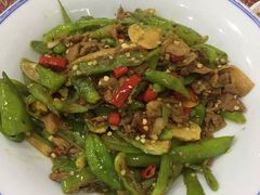 -湖南人家湘菜馆(镇江路店)