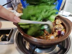-胡须佬鸡煲四季火锅(龙珠大道店)