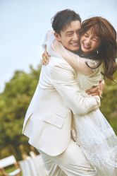 -易摄影婚纱摄影工作室