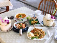 -Jungle Kitchen