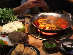 -湊湊火锅·茶憩(杭州湖滨银泰in77店)