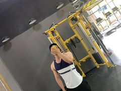 -可逸运动24小时健身