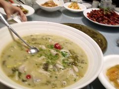 -泡椒食堂