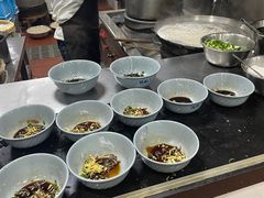 -天天锅贴王(迎凤街店)
